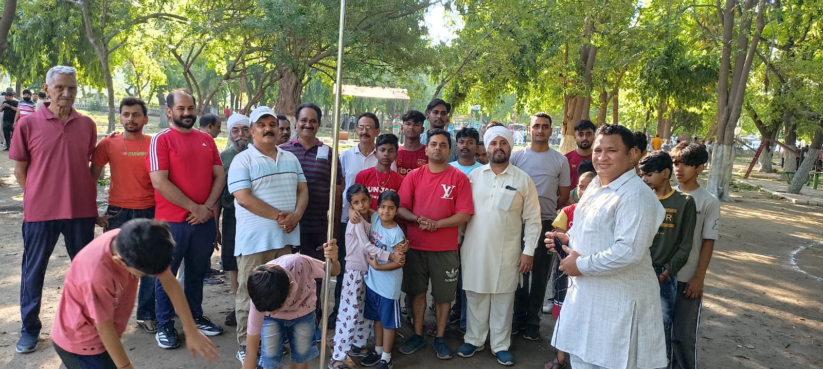 राष्ट्रीय स्वयंसेवक संघ।