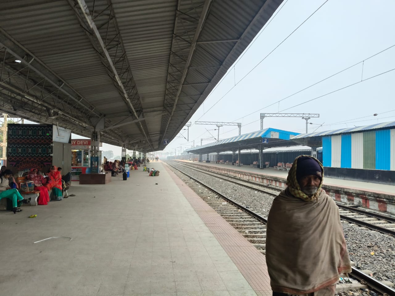 बिहार में 19 दिसंबर,2025 शुक्रवार से पारा लूढका,वर्फबारी का असर, दिनभर ठिठुरते रहे आम लोग, प्रशासन से राहत की मांग।