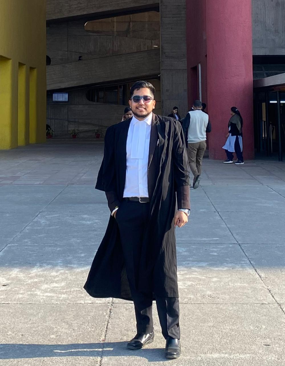 जनहित की मजबूत पहल: एडवोकेट दानिश महाजन की शिकायत पर RSD कॉलोनी मामले में मानवाधिकार आयोग ने DC पठानकोट से मांगी रिपोर्ट।