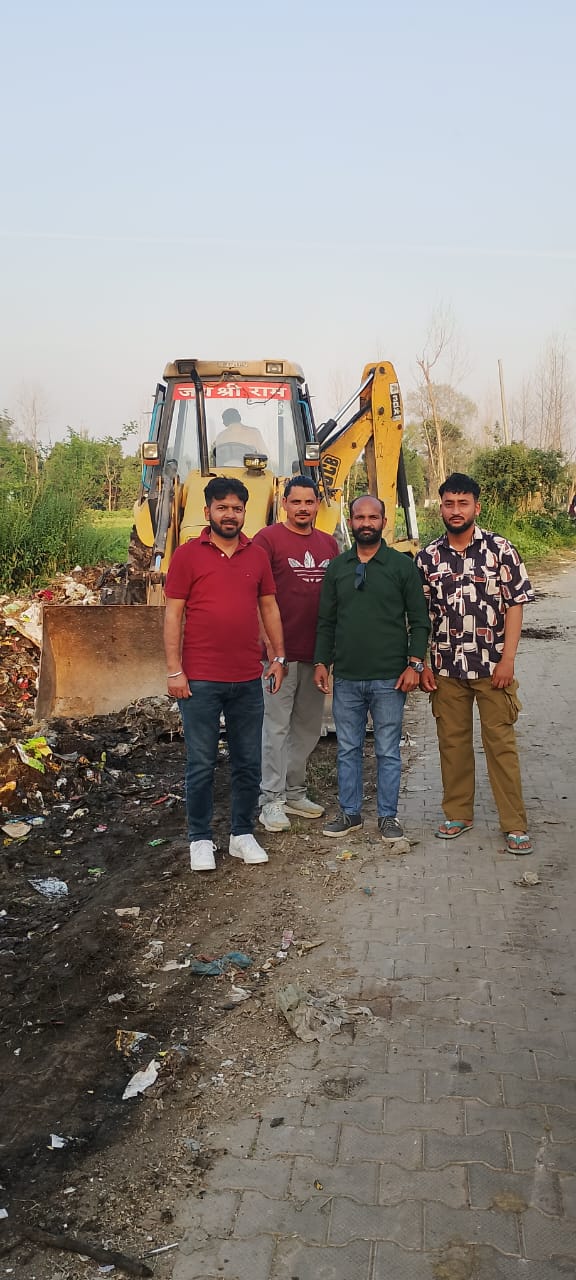 ग्राम पंचायत गांव पडियां लाहड़ी द्वारा चलाया गया स्वच्छता अभियान ।